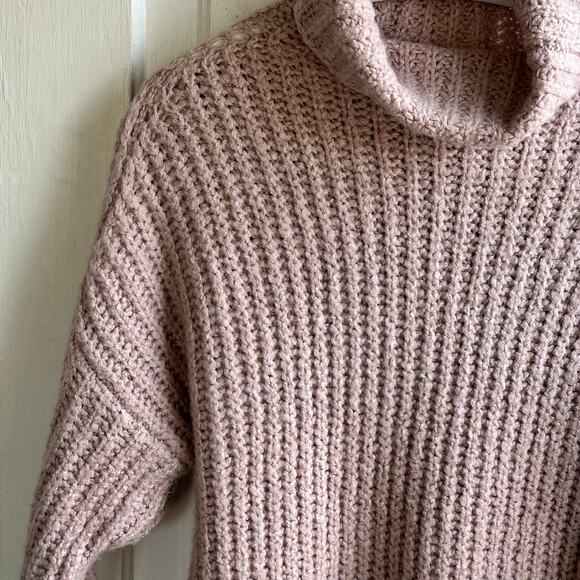 Abercrombie & Fitch Cowl Neck Color Block Chunky Knit Sweater Pink Gray - Picture 4 of 8